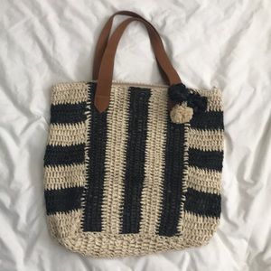 Striped straw tote bag
